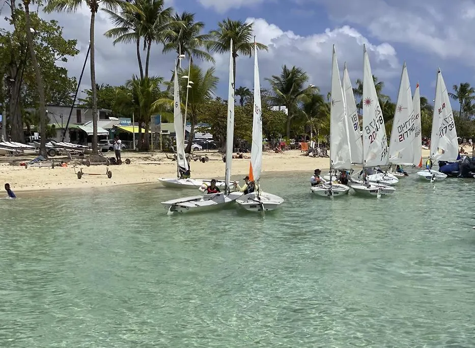 Paradise 4 Vyou Sainte-Anne  0*, Sainte-Anne (Grande-Terre)